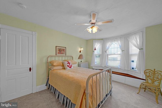 518 GRAND AVE, Ewing, NJ 08628