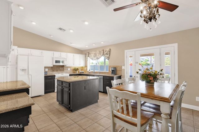 2639 E VERBENA Drive, Phoenix, AZ 85048