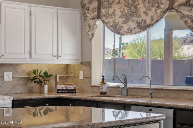 2639 E VERBENA Drive, Phoenix, AZ 85048