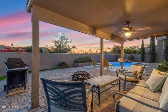 2639 E VERBENA Drive, Phoenix, AZ 85048