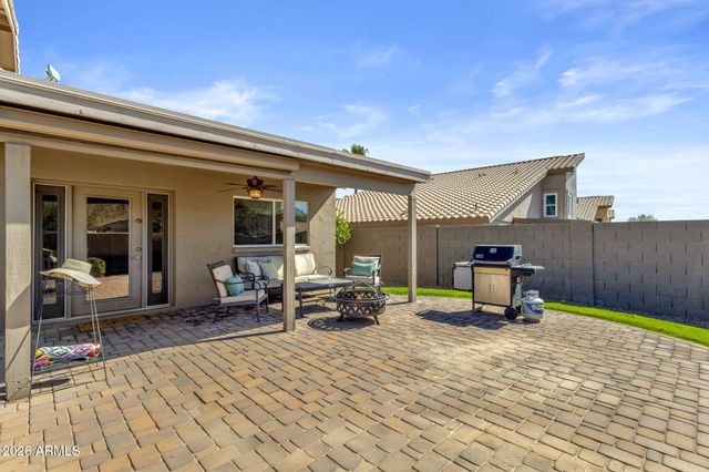 2639 E VERBENA Drive, Phoenix, AZ 85048