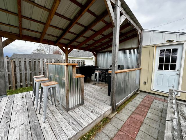 21 Genesee Lane, Plattsburgh, NY 12901