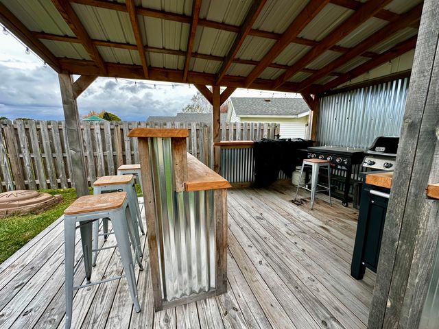 21 Genesee Lane, Plattsburgh, NY 12901