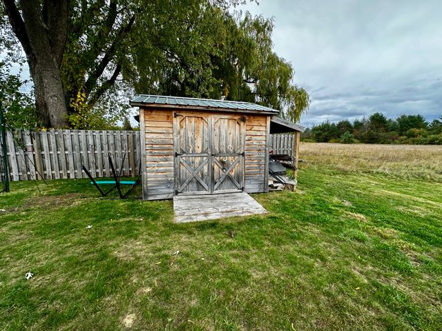 21 Genesee Lane, Plattsburgh, NY 12901