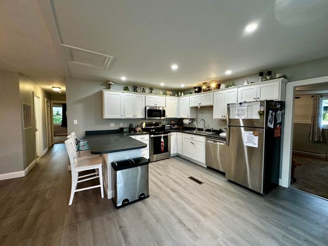 21 Genesee Lane, Plattsburgh, NY 12901