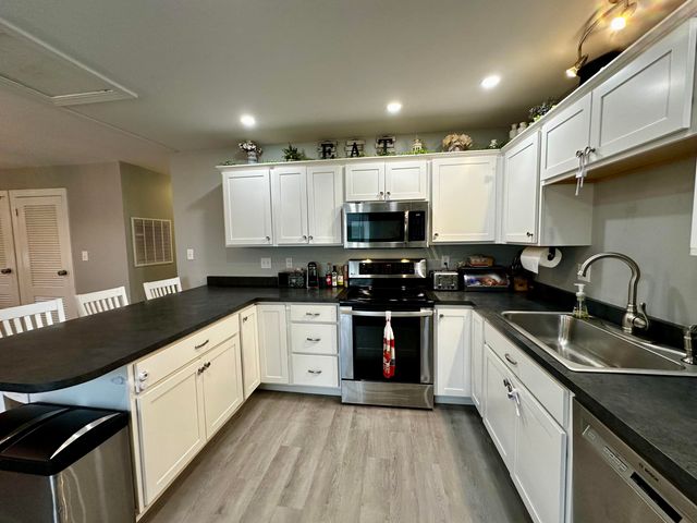 21 Genesee Lane, Plattsburgh, NY 12901