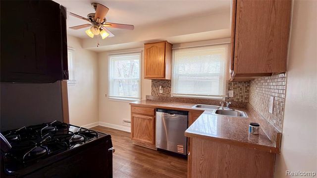 291 Arlington Street, Inkster, MI 48141