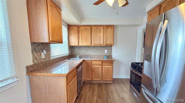 291 Arlington Street, Inkster, MI 48141