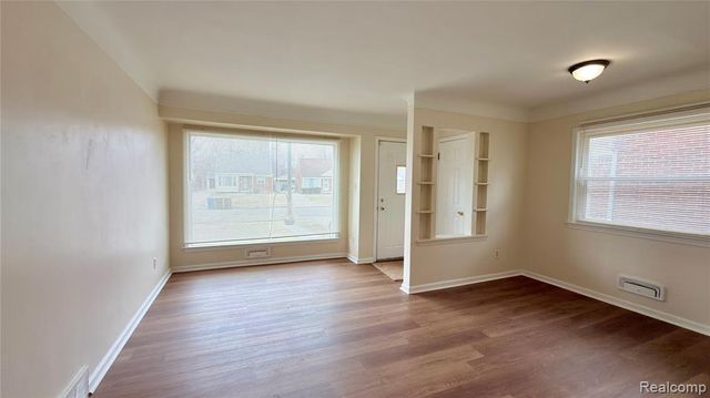 291 Arlington Street, Inkster, MI 48141