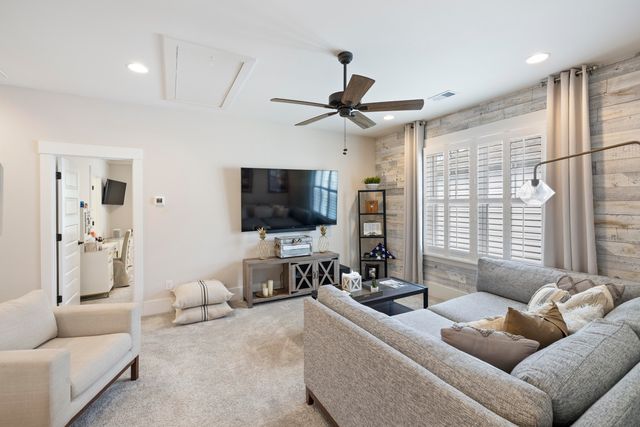 2898 Clearwater Drive, Mount Pleasant, SC 29466