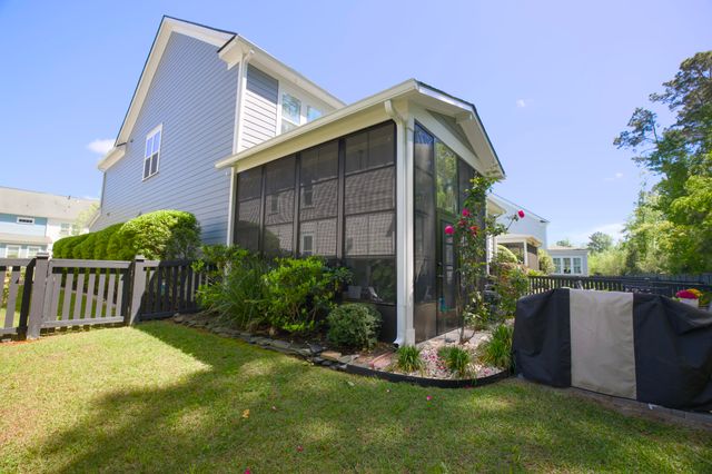 2898 Clearwater Drive, Mount Pleasant, SC 29466