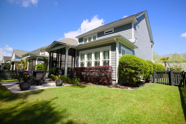 2898 Clearwater Drive, Mount Pleasant, SC 29466
