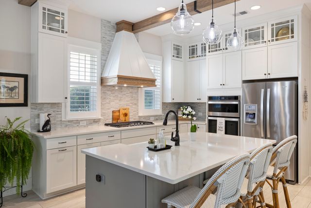 2898 Clearwater Drive, Mount Pleasant, SC 29466