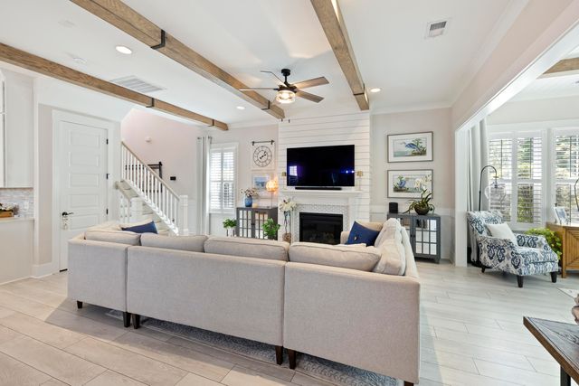 2898 Clearwater Drive, Mount Pleasant, SC 29466