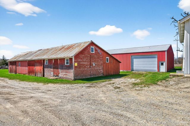 13921 Harmony Road, Huntley, IL 60142