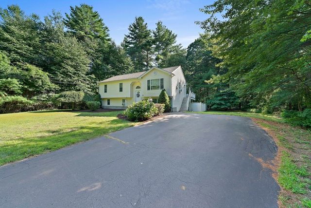 13 Church, Berkley, MA 02779