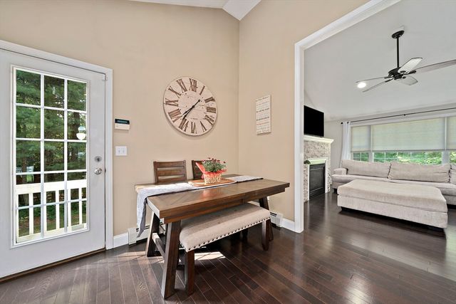 13 Church, Berkley, MA 02779