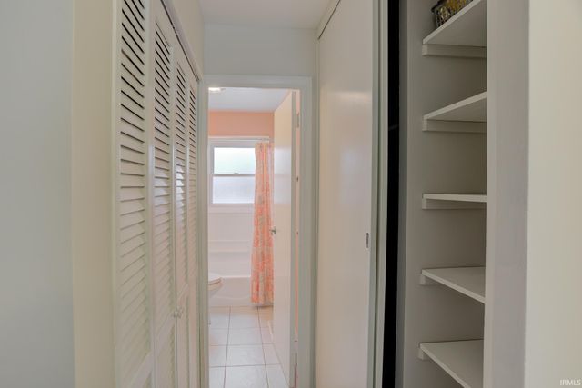 4118 Meadowridge Road, Evansville, IN 47710