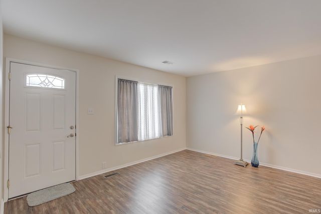 4118 Meadowridge Road, Evansville, IN 47710