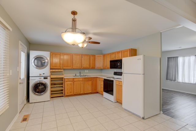 4118 Meadowridge Road, Evansville, IN 47710