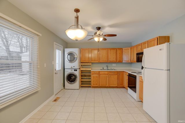 4118 Meadowridge Road, Evansville, IN 47710