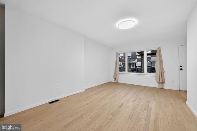 2710 S FAIRHILL ST, Philadelphia, PA 19148