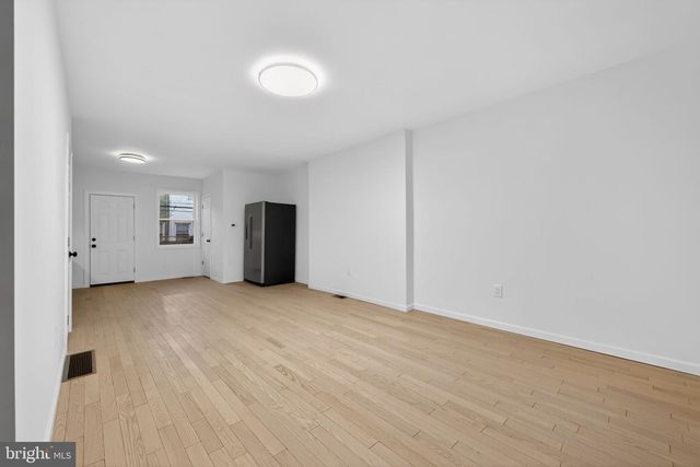 2710 S FAIRHILL ST, Philadelphia, PA 19148