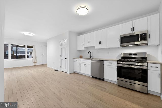 2710 S FAIRHILL ST, Philadelphia, PA 19148