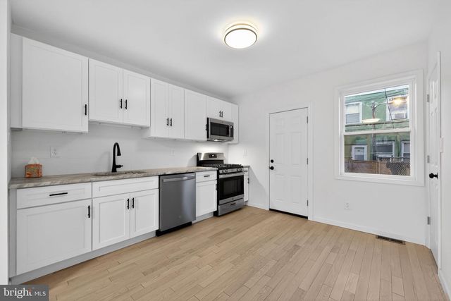 2710 S FAIRHILL ST, Philadelphia, PA 19148