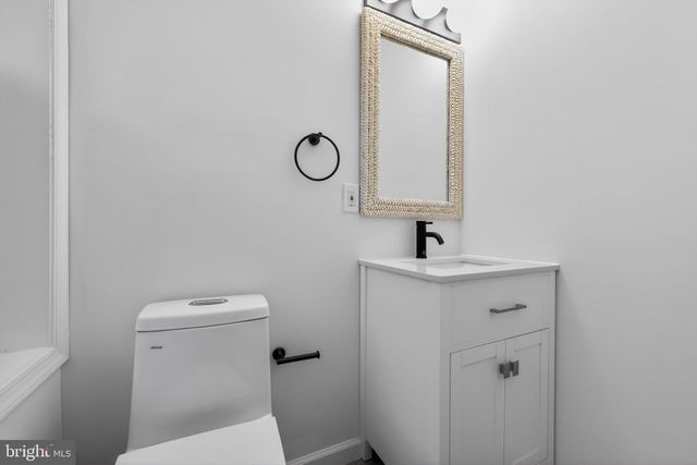 2710 S FAIRHILL ST, Philadelphia, PA 19148