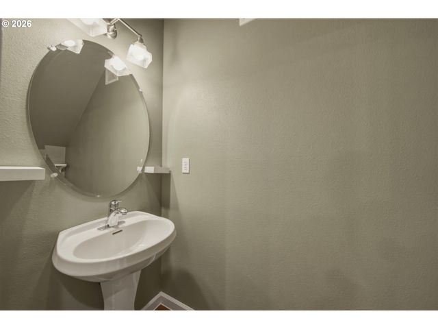 2201 Ne 140TH St, Vancouver, WA 98686