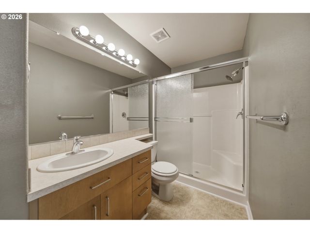 2201 Ne 140TH St, Vancouver, WA 98686