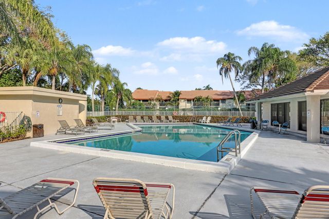 6328 W Longboat Ln W W 403, Boca Raton, FL 33433
