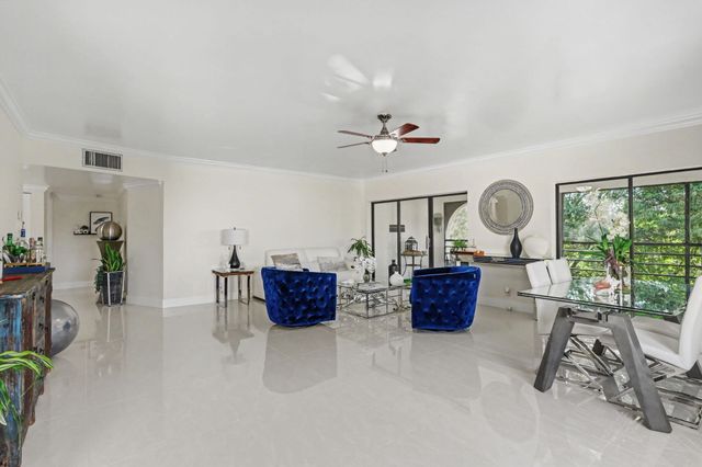 6328 W Longboat Ln W W 403, Boca Raton, FL 33433