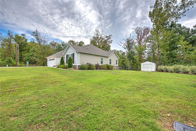 9 Burnmouth Place, Bella Vista, AR 72715