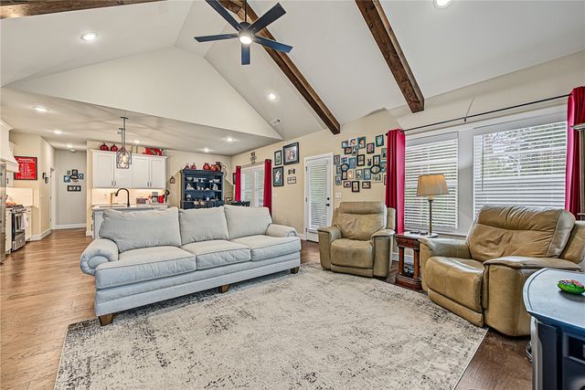 9 Burnmouth Place, Bella Vista, AR 72715