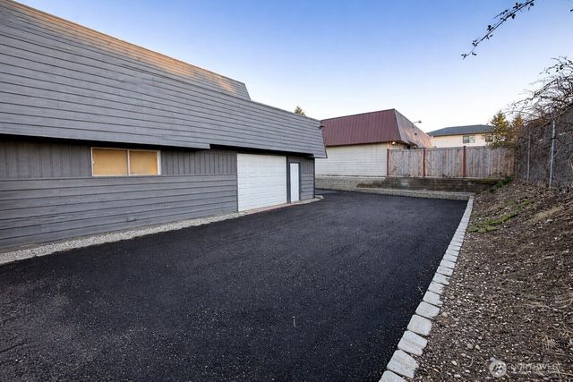2102 S 12th Street, Tacoma, WA 98405