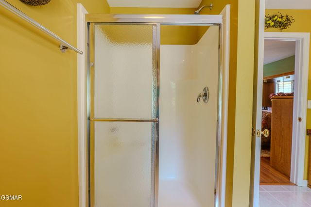 954 Pawnee Court, Sevierville, TN 37876