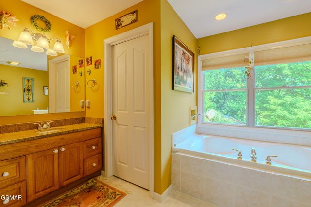 954 Pawnee Court, Sevierville, TN 37876