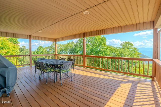 954 Pawnee Court, Sevierville, TN 37876
