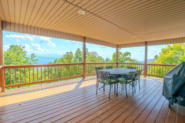 954 Pawnee Court, Sevierville, TN 37876