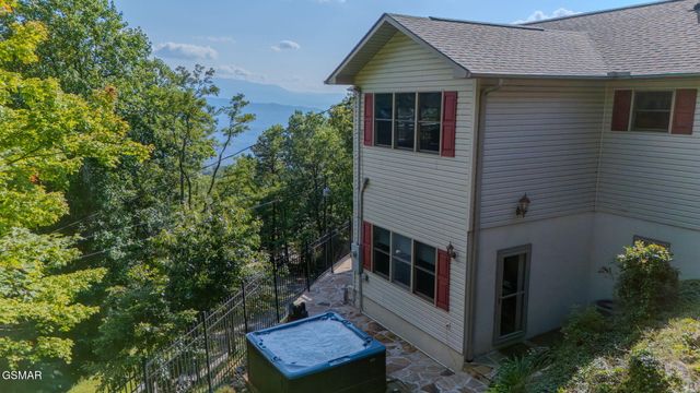 954 Pawnee Court, Sevierville, TN 37876