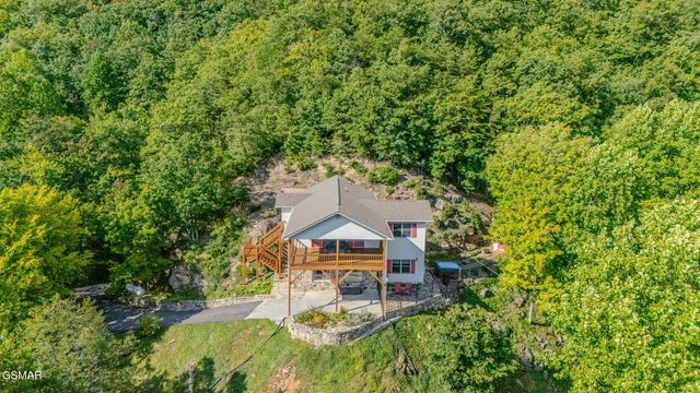 954 Pawnee Court, Sevierville, TN 37876