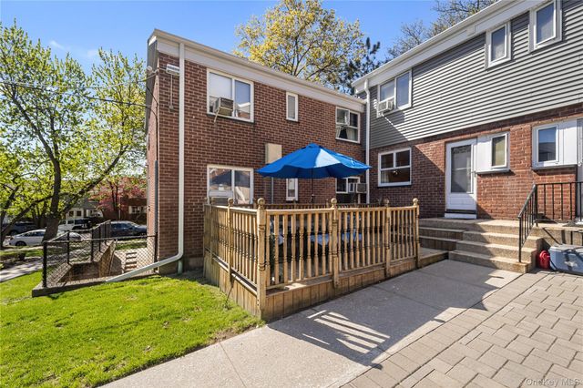 224-23 Manor Road B25-0, Queens Village, NY 11427