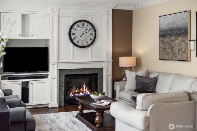 1839 12th Avenue NE, Issaquah, WA 98029