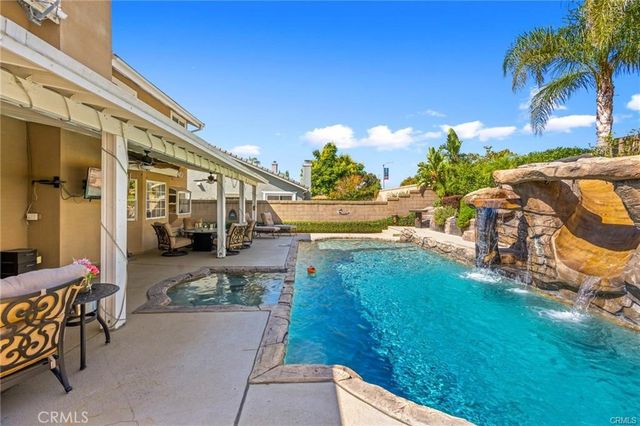 10950 Glenoaks Drive, Rancho Cucamonga, CA 91730