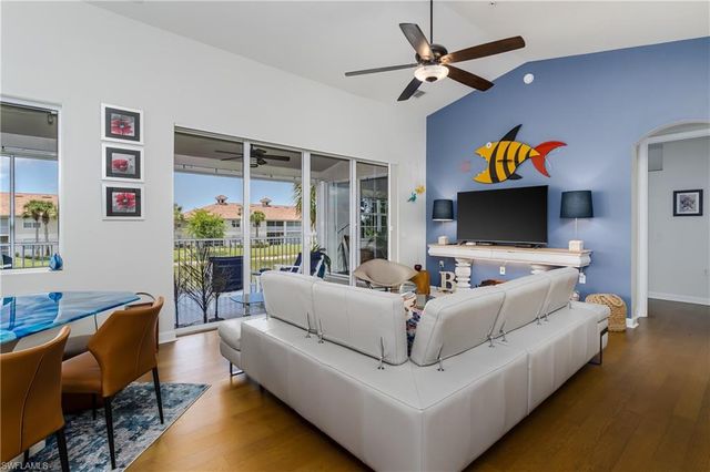 3295 Twilight LN 5302, Naples, FL 34109