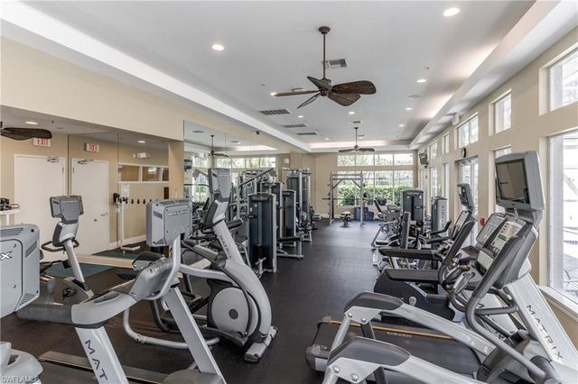 3295 Twilight LN 5302, Naples, FL 34109