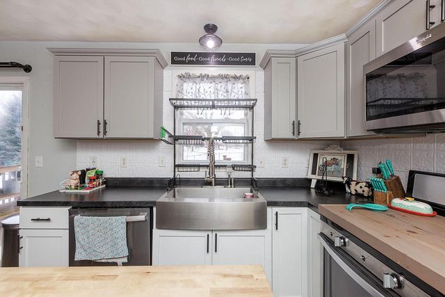 2235 Tumbleweed LANE, Beloit, WI 53511