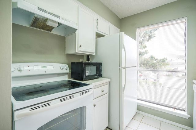 3742 Thistlemont Drive, Houston, TX 77042